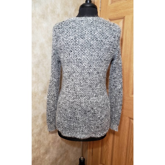 Ann Taylor size medium gray pullover sweater - Picture 3 of 5